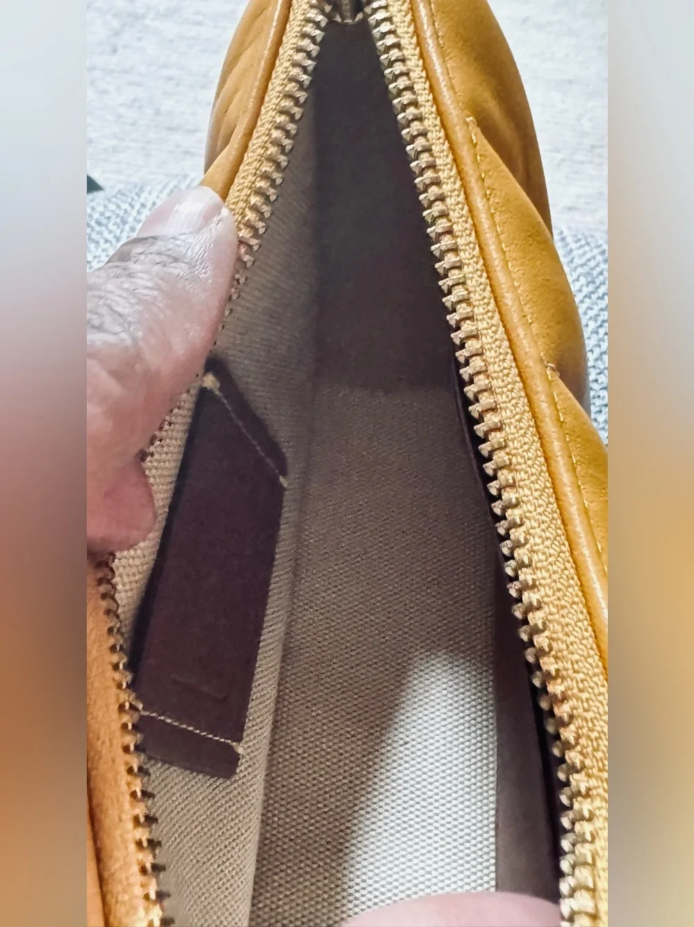 COACH Swinger 20 Shoulder bag made with quilted nappa leather